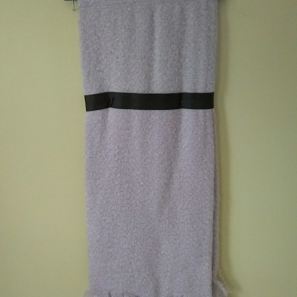 Dkny Bedding Dkny 0 Acrylic Throw Blanket Lavender Nwt Poshmark